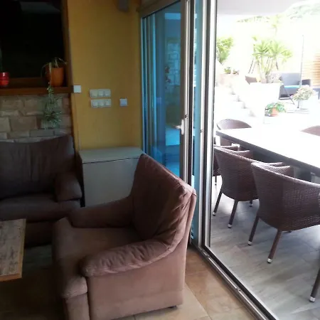 Nella Apartment